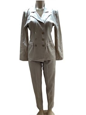 Victoria Ashley Size 5/6 New York Vintage Beige Two-Piece Women’s Pantsuit.